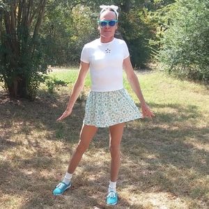 Light Ribbed Semi Crop Top